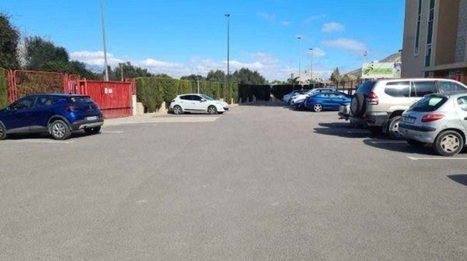 1 bedroom Apartment for sale in Benidorm with pool garage - € 175,000 (Ref: 9457909)