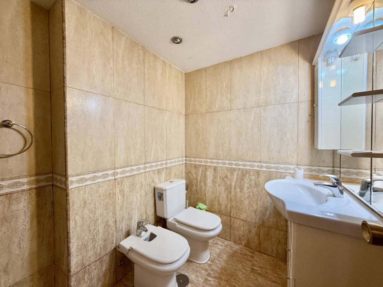 2 chambre Appartement à vendre à Benidorm avec garage - 365 000 € (Ref: 9457922)