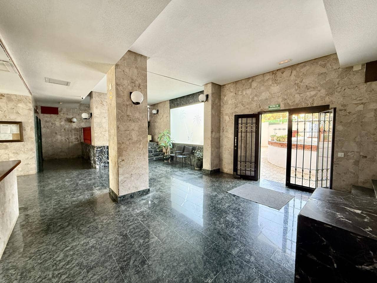 2 chambre Appartement à vendre à Benidorm avec garage - 365 000 € (Ref: 9457922)