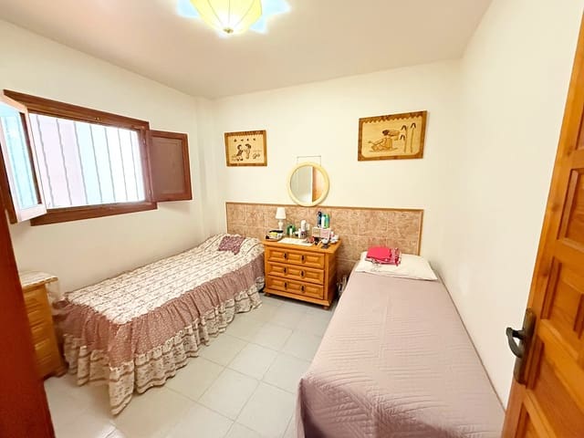 2 bedroom Apartment for sale in Pueblo, Calpe / Calp with pool - € 215,000 (Ref: 9457927)