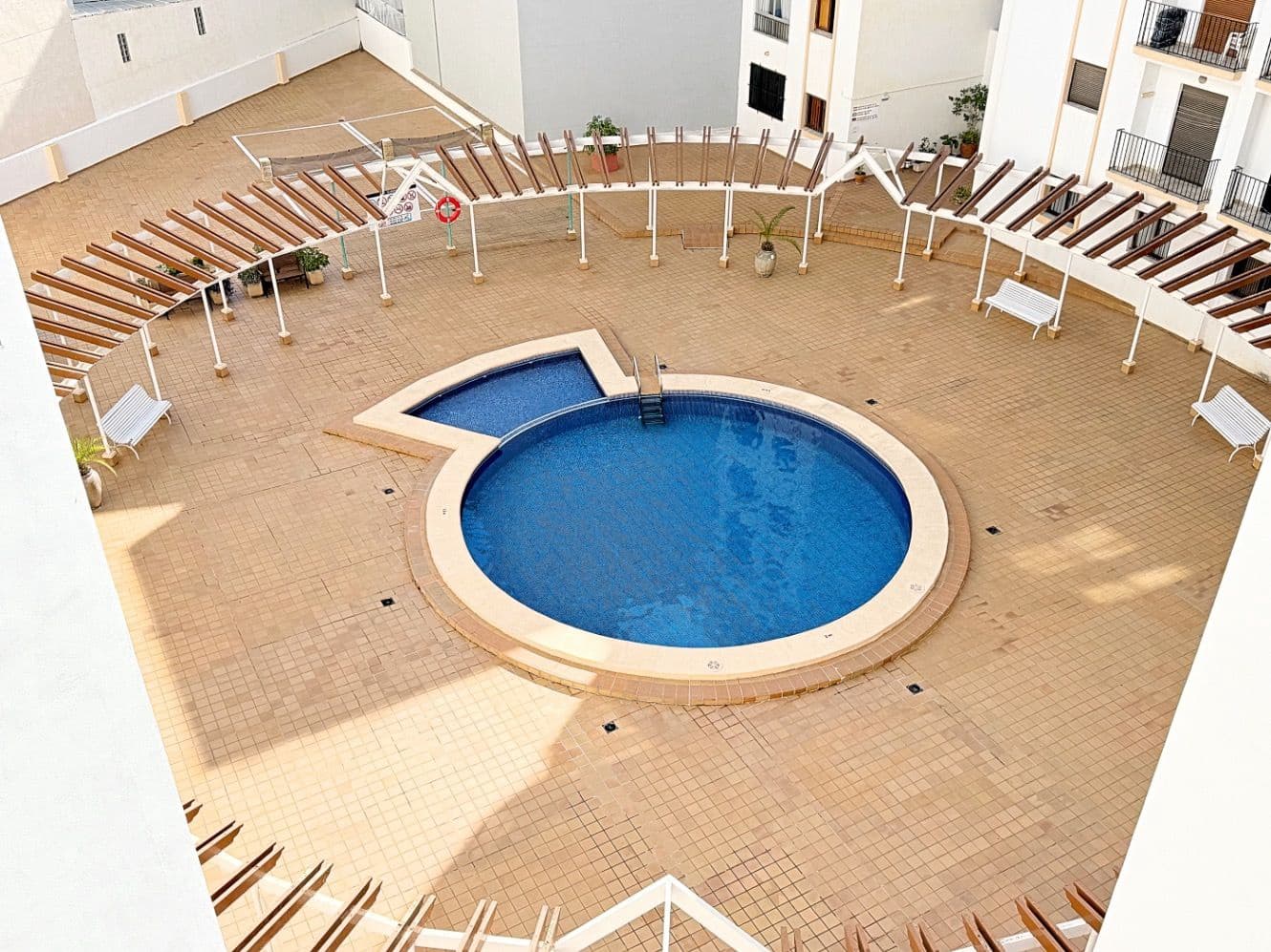2 bedroom Apartment for sale in Calpe / Calp with pool - € 215,000 (Ref: 9457927)