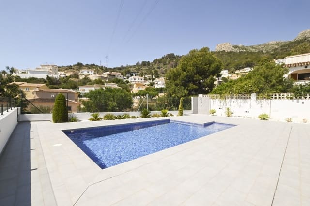 2 soverom Villa til salgs i Calpe / Calp med svømmebasseng garasje - € 650 000 (Ref: 9457950)