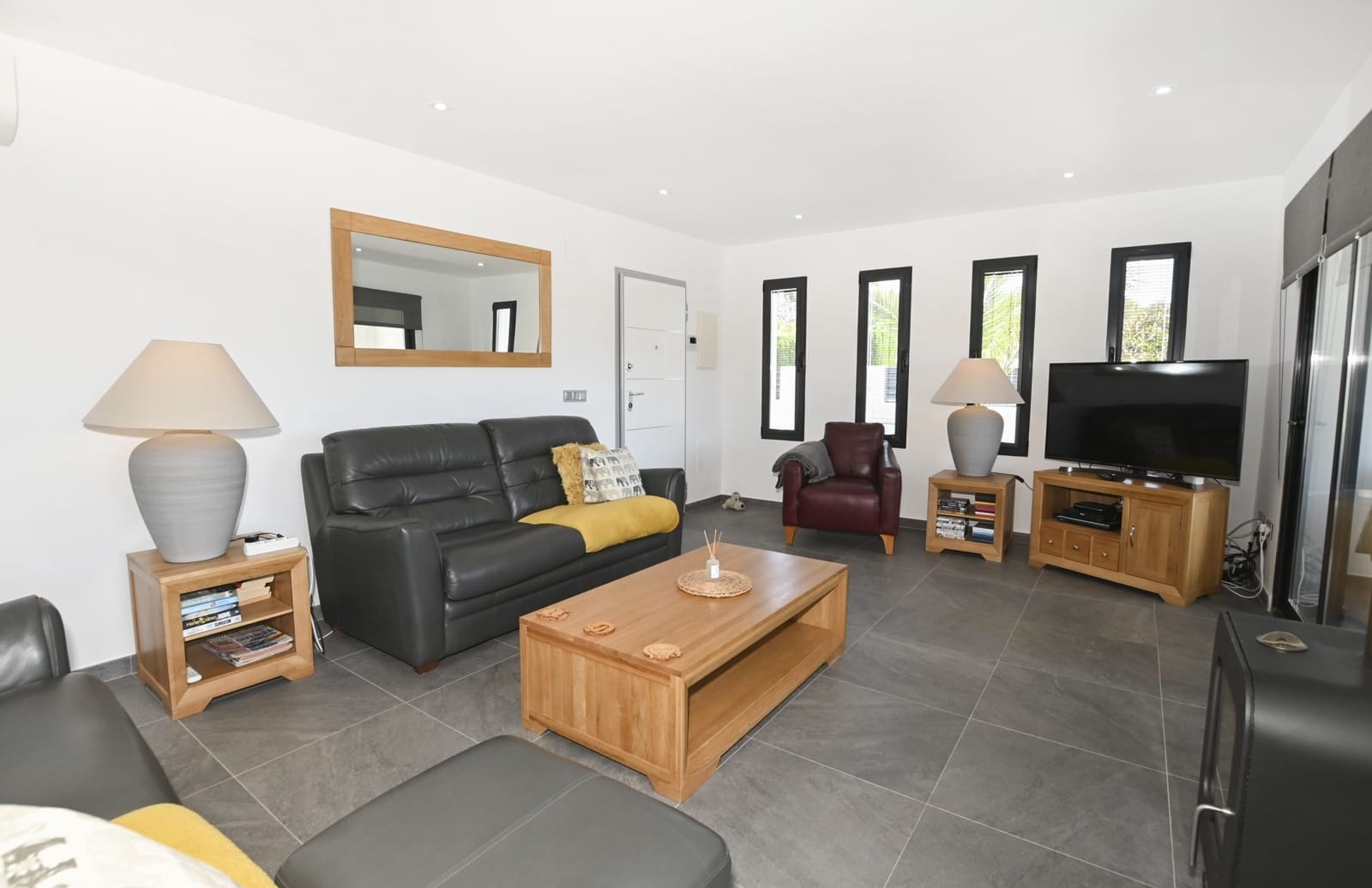 2 chambre Villa/Maison à vendre à Calpe / Calp avec piscine garage - 650 000 € (Ref: 9457950)