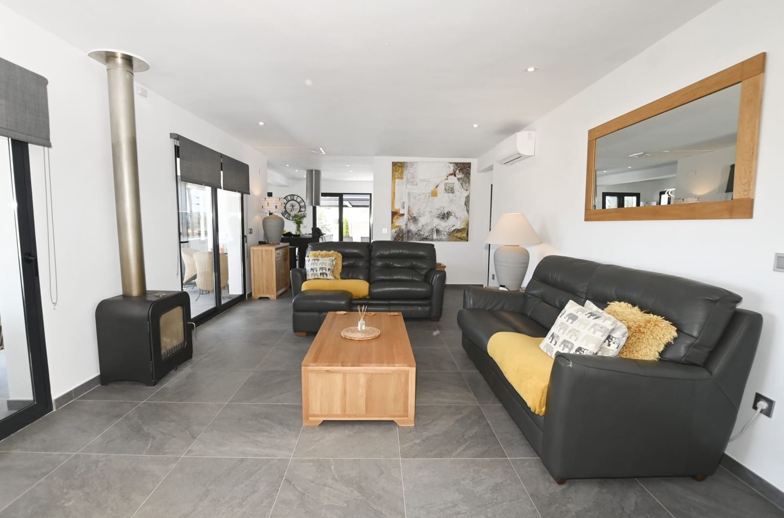 2 chambre Villa/Maison à vendre à Calpe / Calp avec piscine garage - 650 000 € (Ref: 9457950)