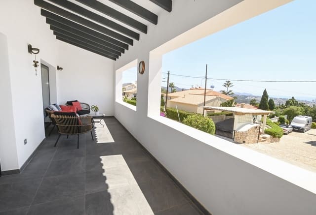 2 soverom Villa til salgs i Calpe / Calp med svømmebasseng garasje - € 650 000 (Ref: 9457950)