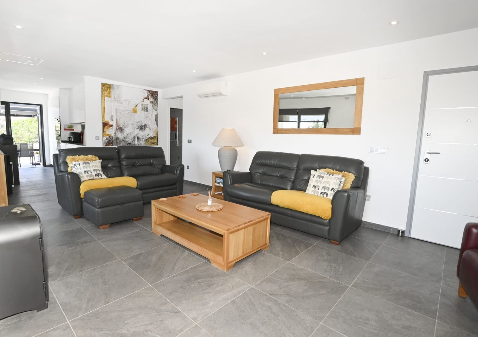 2 chambre Villa/Maison à vendre à Calpe / Calp avec piscine garage - 650 000 € (Ref: 9457950)