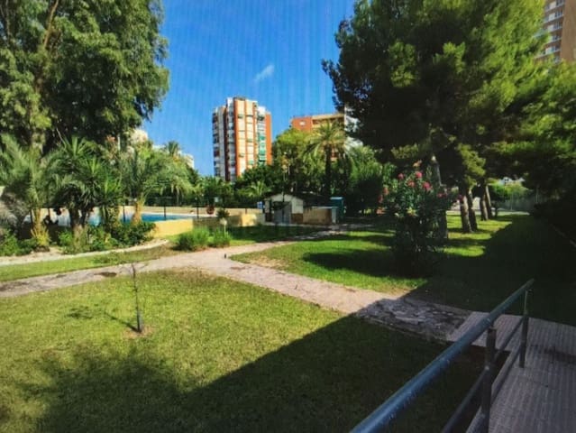 2 bedroom Apartment for sale in Poniente, Benidorm with pool - € 314,000 (Ref: 9457953)