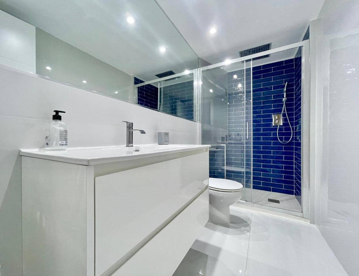 3 slaapkamer Penthouse te koop in Benidorm - € 700.000 (Ref: 9457957)