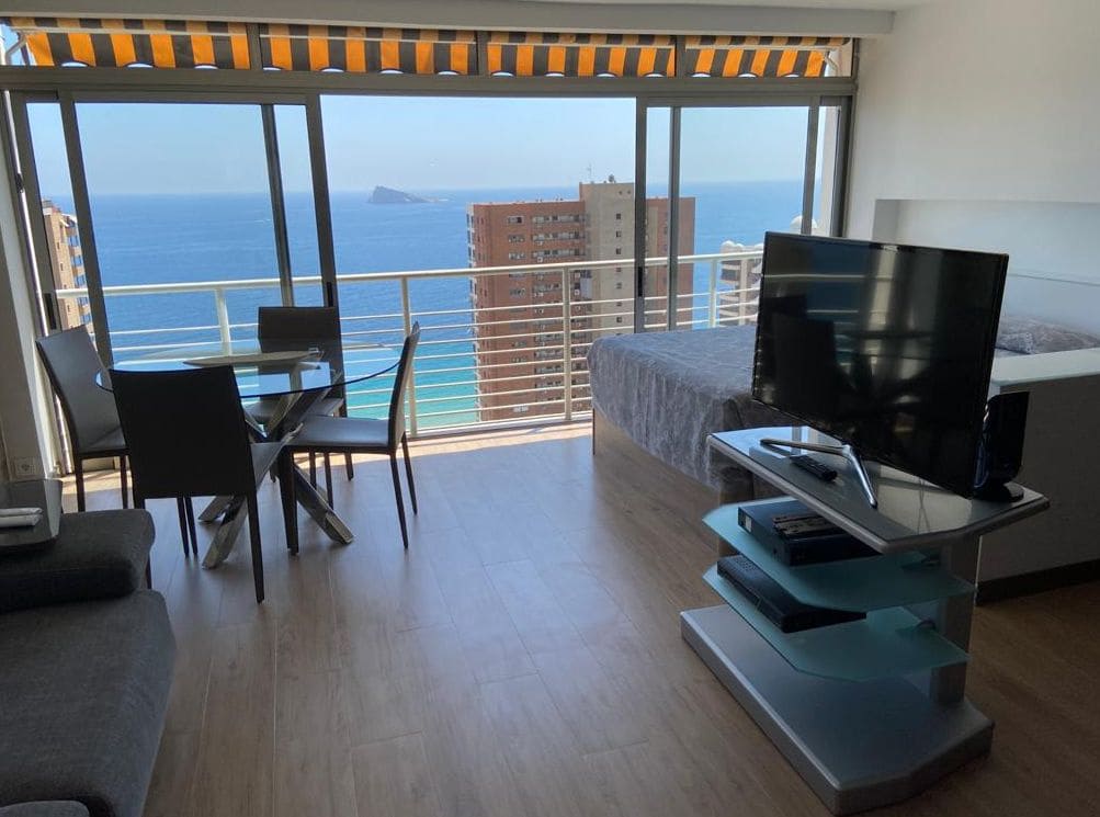 Apartamento para venda em Benidorm com piscina garagem - 265 200 € (Ref: 9458063)