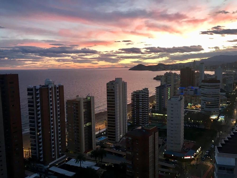 Apartamento para venda em Benidorm com piscina garagem - 265 200 € (Ref: 9458063)