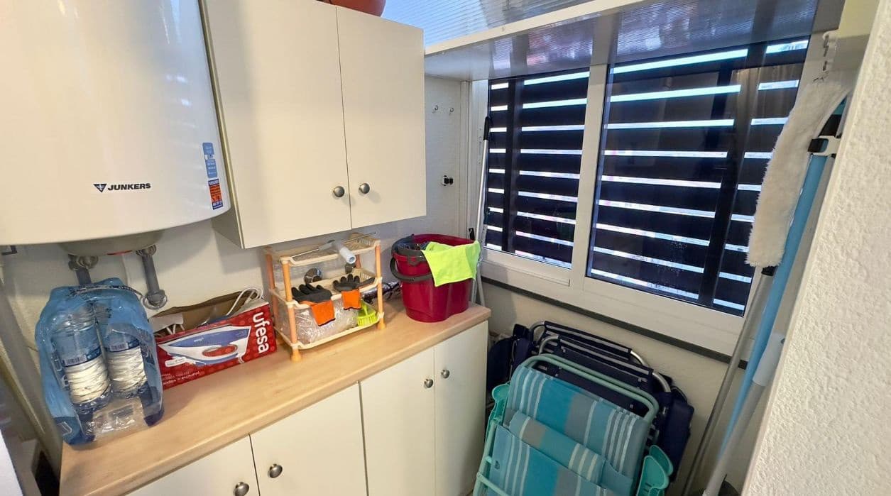 2 bedroom Apartment for sale in Benidorm with pool garage - € 329,000 (Ref: 9458065)