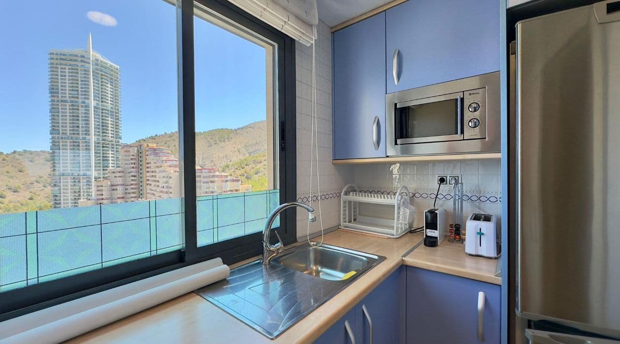 2 bedroom Apartment for sale in Benidorm with pool garage - € 329,000 (Ref: 9458065)