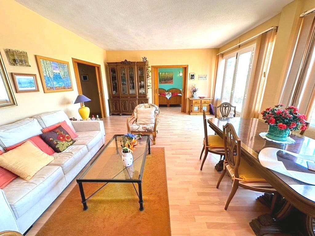 4 soverom Leilighet til salgs i Calpe / Calp med svømmebasseng garasje - € 335 000 (Ref: 9458077)