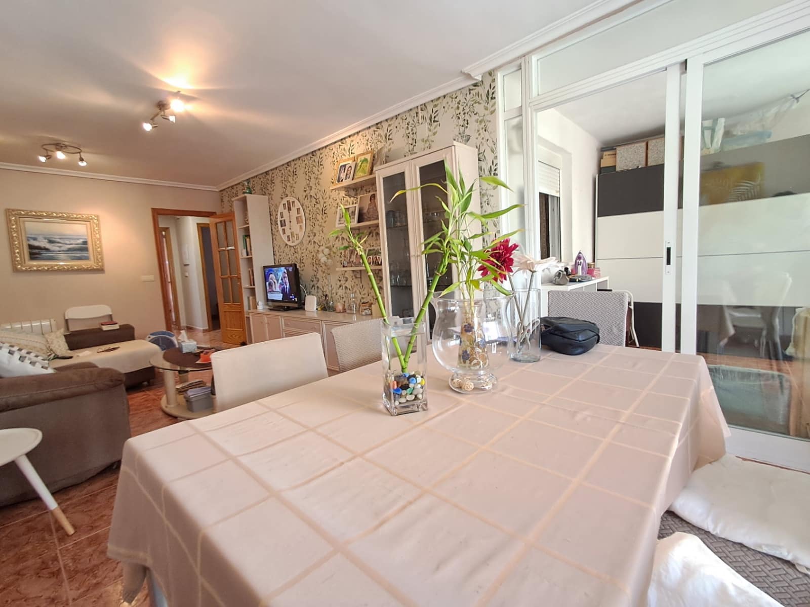 2 bedroom Apartment for sale in Benidorm with pool - € 215,000 (Ref: 9458107)