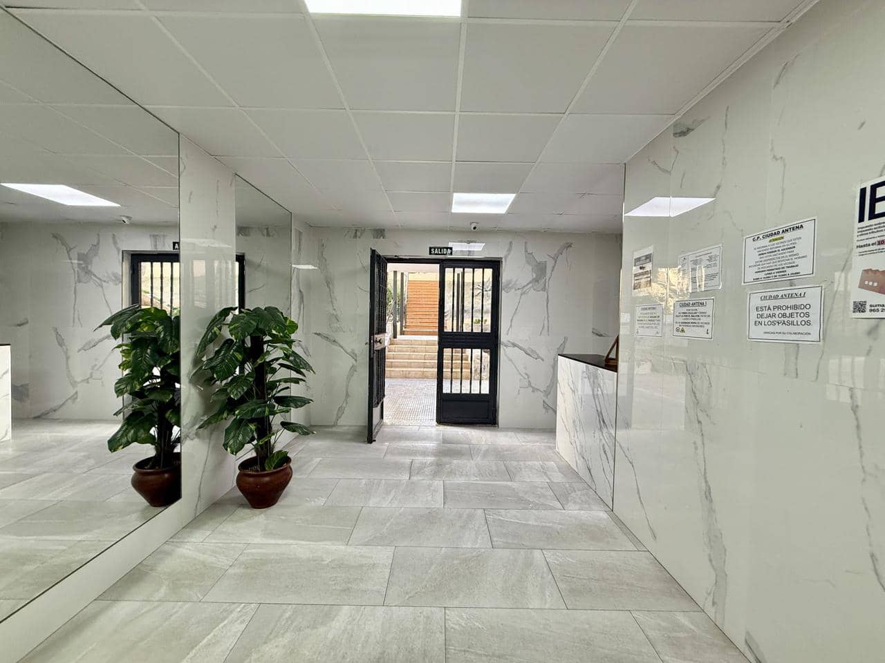 3 soverom Leilighet til salgs i Benidorm med svømmebasseng garasje - € 169 000 (Ref: 9458117)