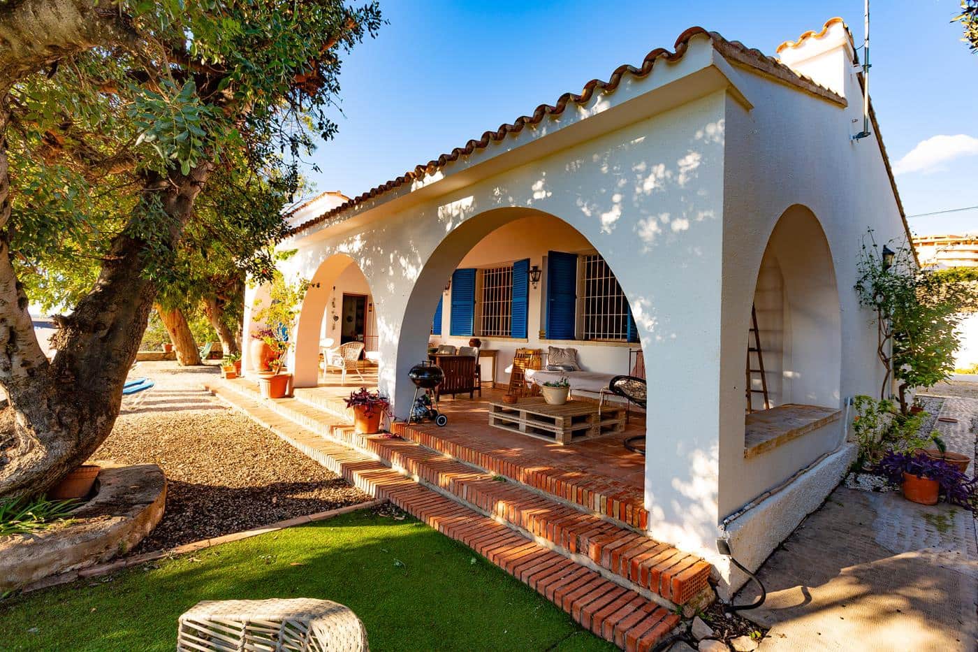 5 bedroom Villa for sale in Calpe / Calp with garage - € 2,400,000 (Ref: 9458118)