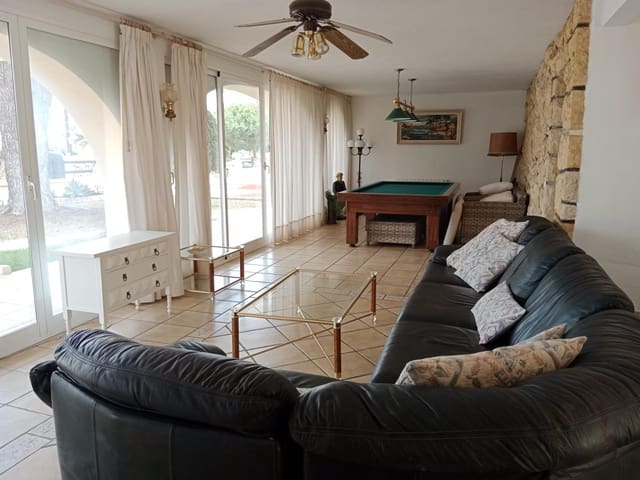 4 soverom Villa til salgs i Alfaz del Pi / L'Alfàs del Pi med svømmebasseng - € 1 350 000 (Ref: 9458120)