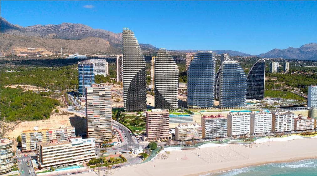 3 bedroom Apartment for sale in Benidorm with pool garage - € 880,000 (Ref: 9458124)