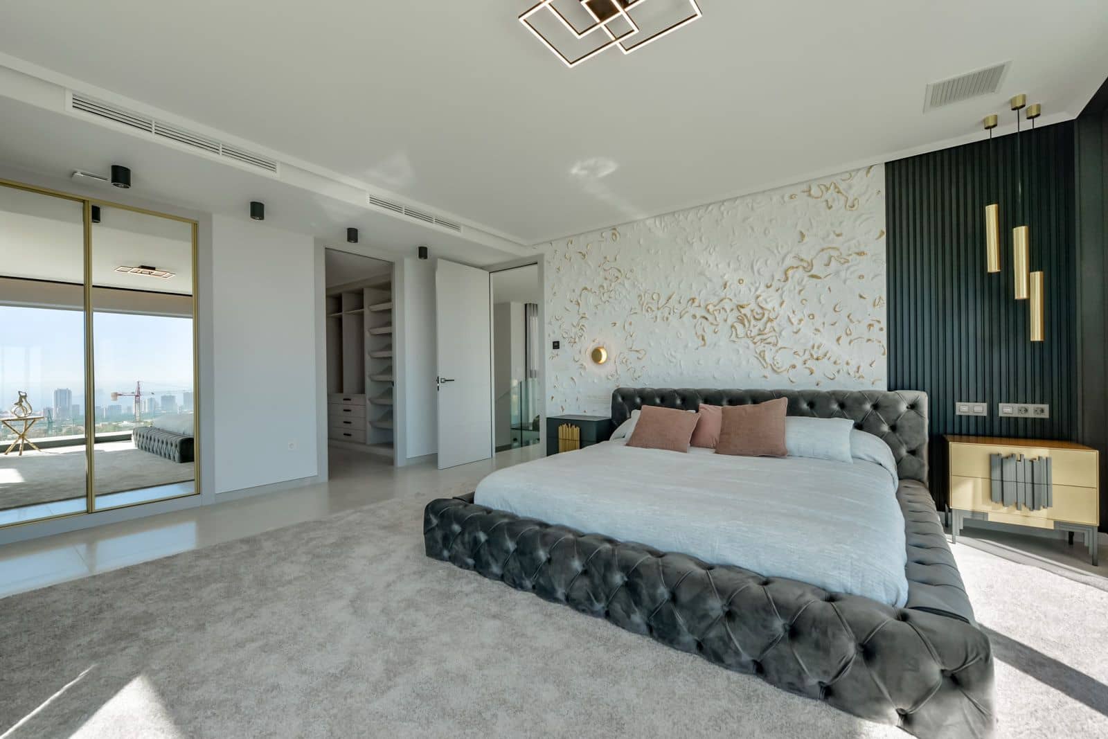 7 sypialnia Willa na sprzedaż w Benidorm z basenem garażem - 4 450 000 € (Ref: 9458141)