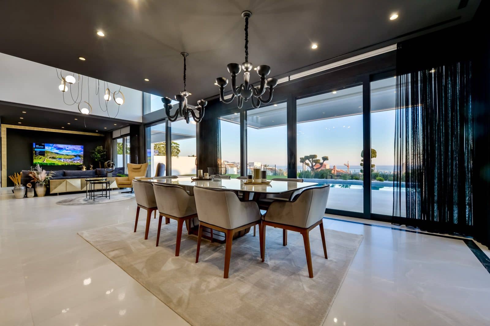 7 sypialnia Willa na sprzedaż w Benidorm z basenem garażem - 4 450 000 € (Ref: 9458141)