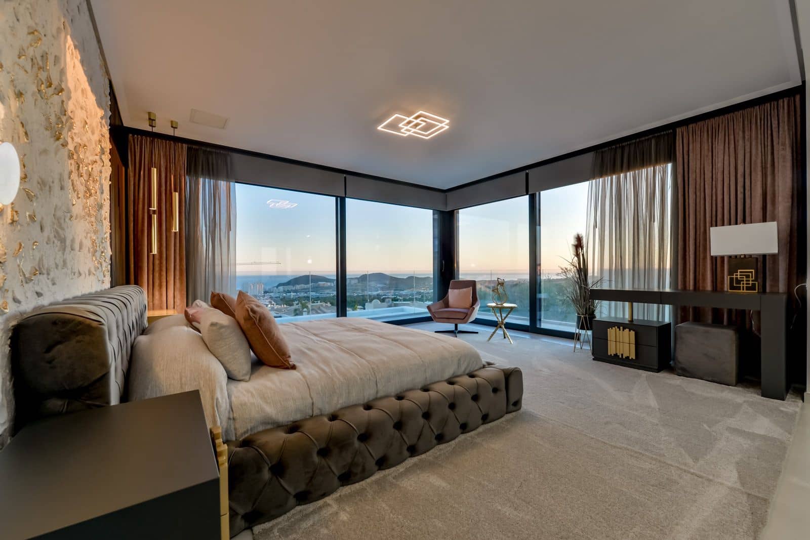 7 sypialnia Willa na sprzedaż w Benidorm z basenem garażem - 4 450 000 € (Ref: 9458141)