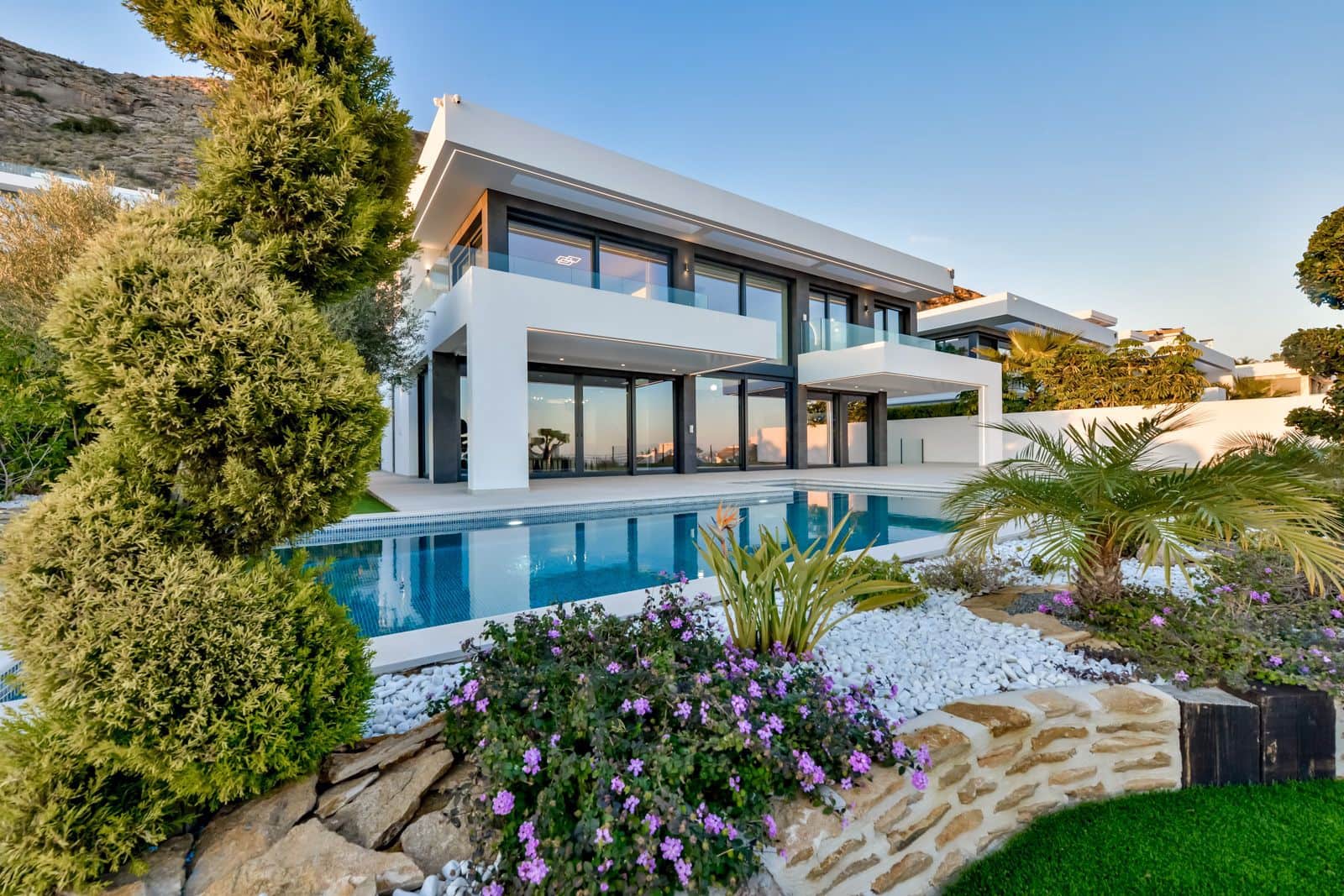 7 sypialnia Willa na sprzedaż w Benidorm z basenem garażem - 4 450 000 € (Ref: 9458141)