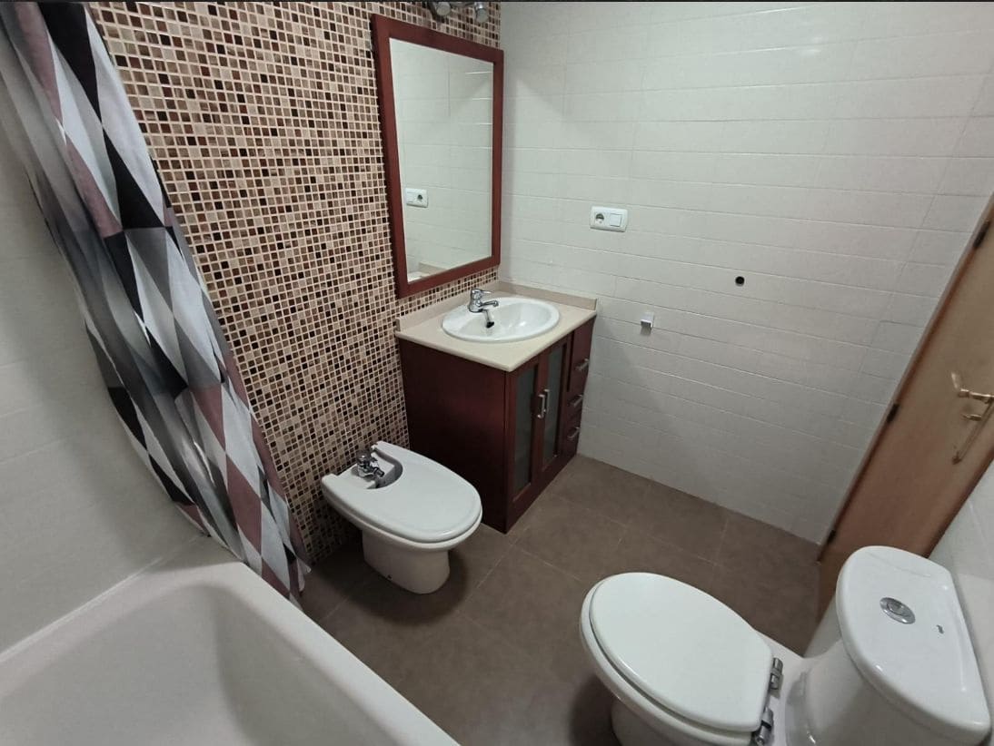 1 soverom Leilighet til salgs i Benidorm med svømmebasseng garasje - € 184 000 (Ref: 9458152)