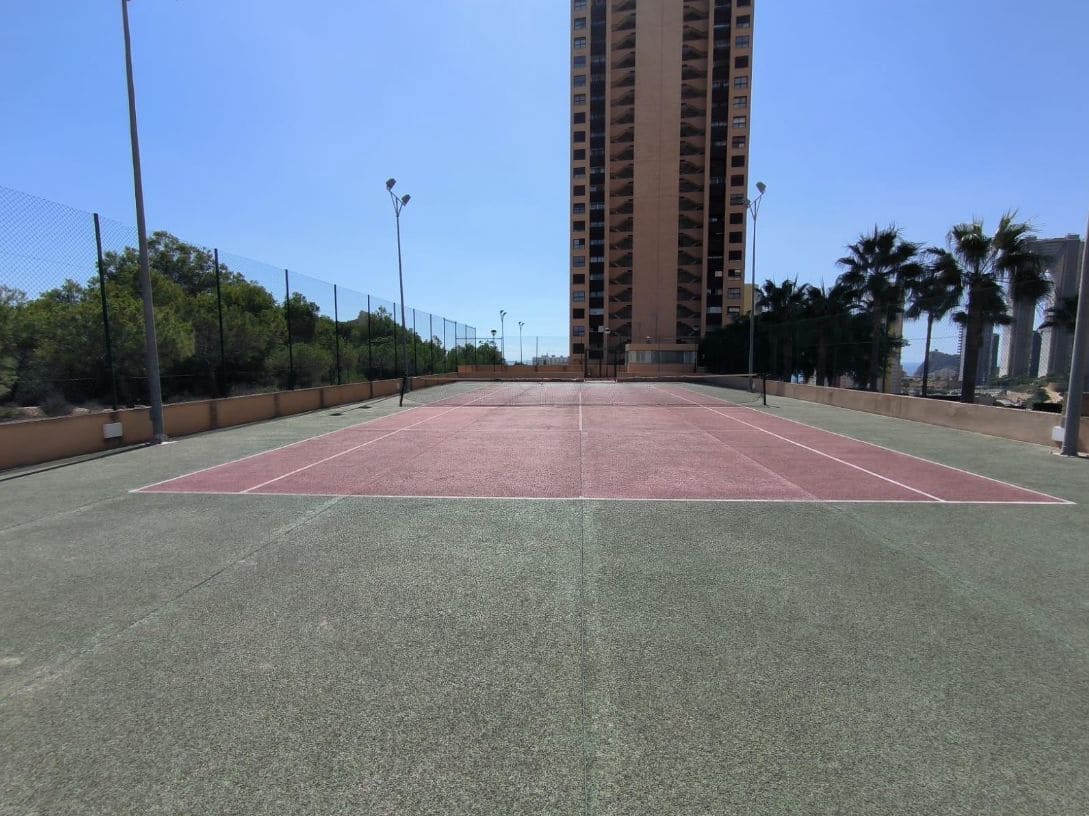 1 soverom Leilighet til salgs i Benidorm med svømmebasseng garasje - € 184 000 (Ref: 9458152)