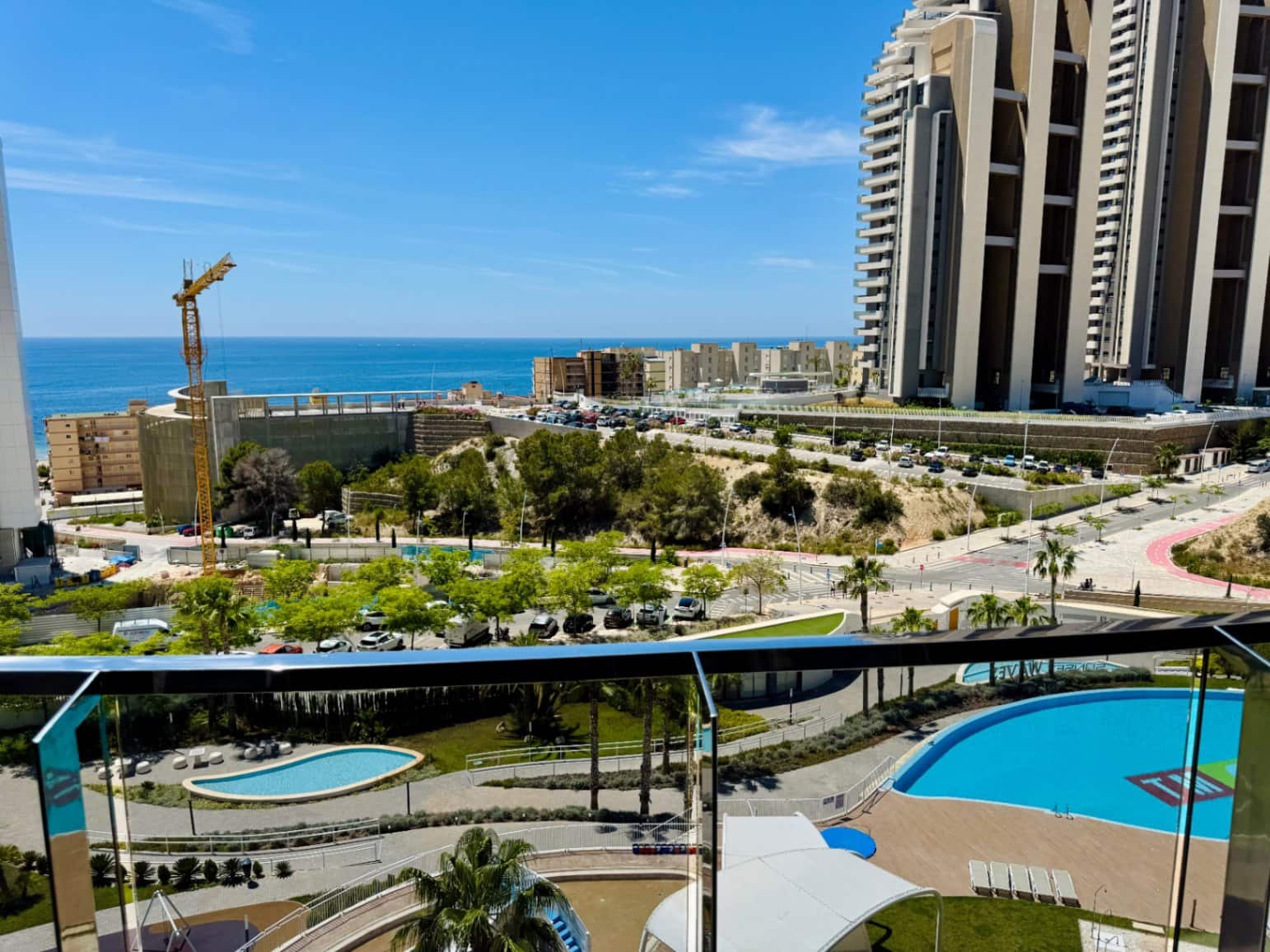 3 bedroom Apartment for sale in Benidorm with pool garage - € 679,000 (Ref: 9458157)