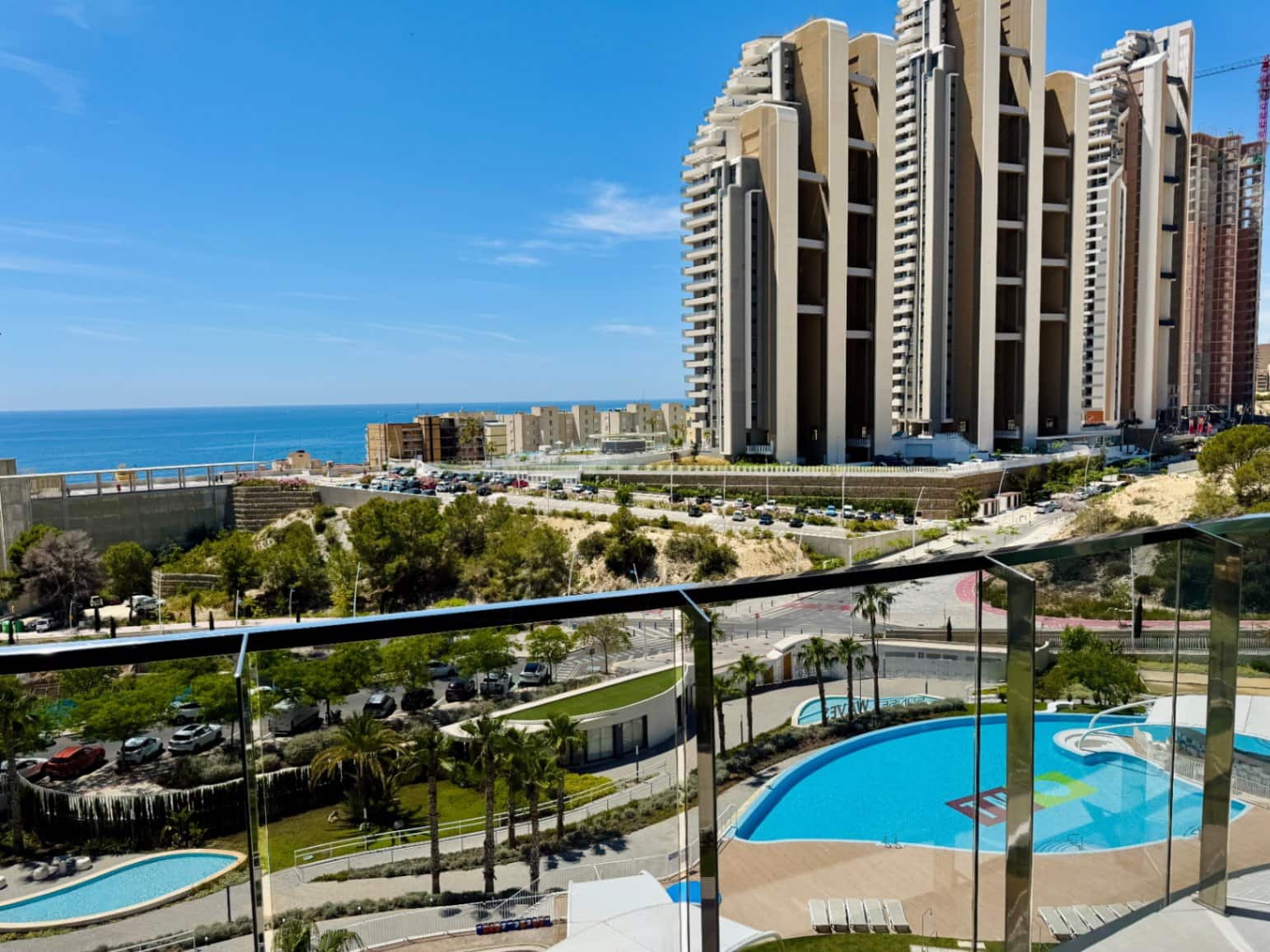 3 bedroom Apartment for sale in Benidorm with pool garage - € 679,000 (Ref: 9458157)