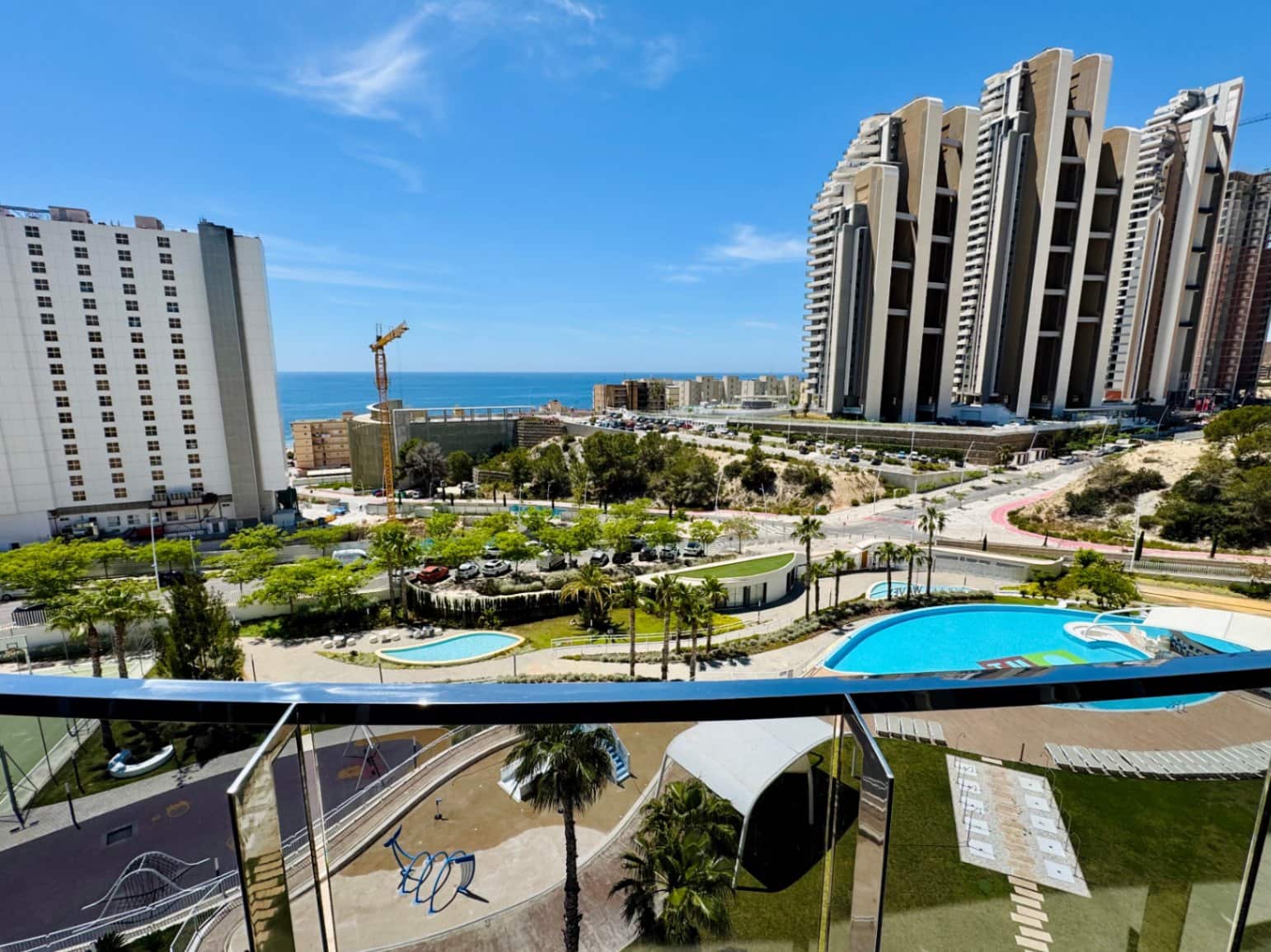 3 bedroom Apartment for sale in Benidorm with pool garage - € 679,000 (Ref: 9458157)