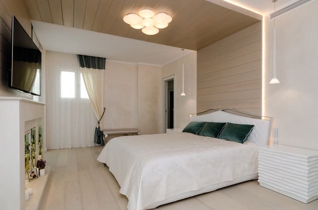 5 bedroom Villa for sale in Finestrat with pool garage - € 2,100,000 (Ref: 9458166)