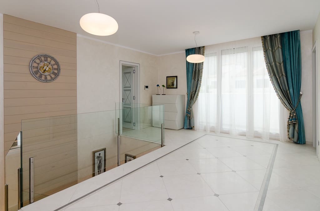 5 bedroom Villa for sale in Finestrat with pool garage - € 2,100,000 (Ref: 9458166)