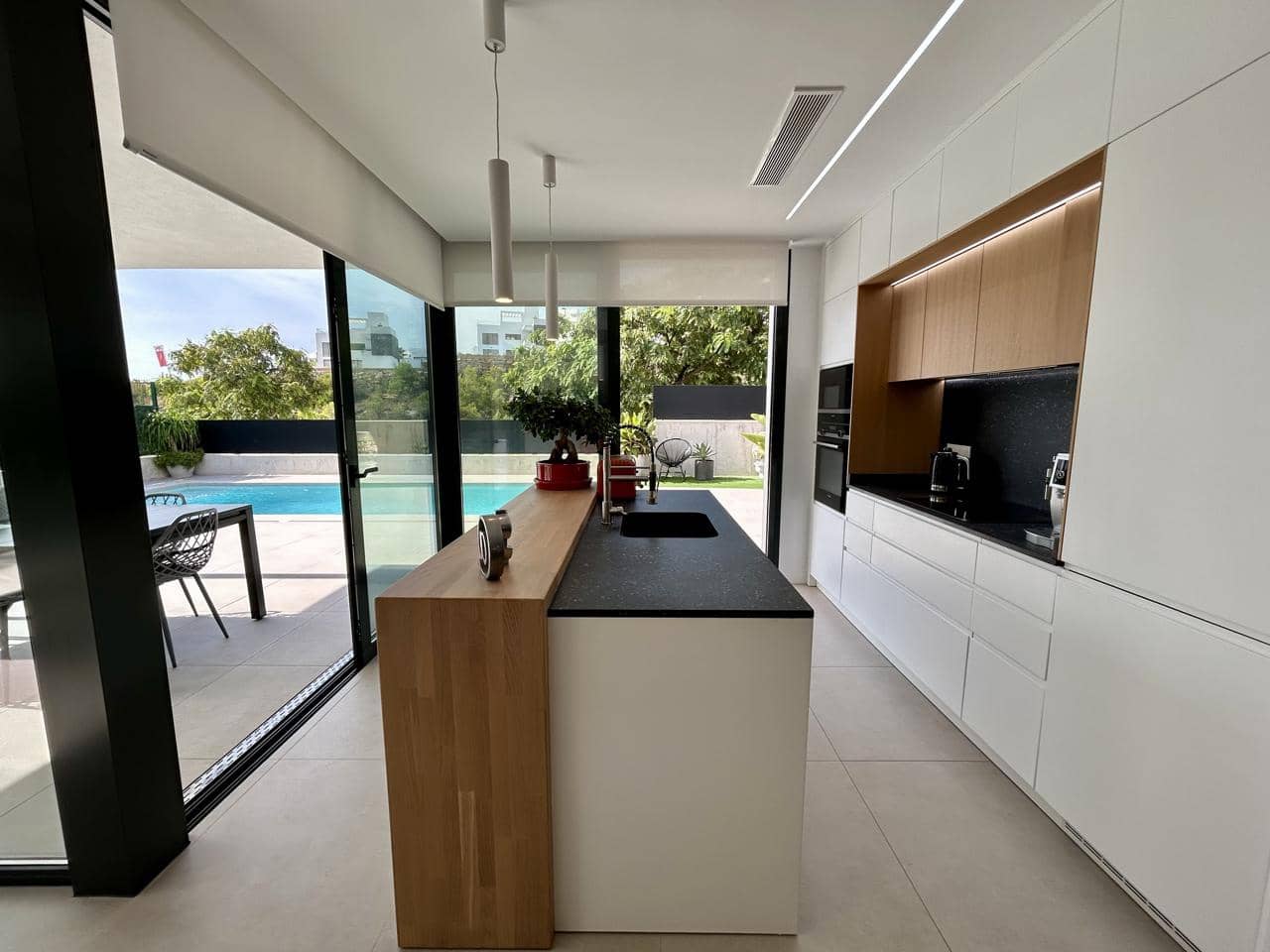 3 bedroom Villa for sale in Finestrat with pool garage - € 825,000 (Ref: 9458177)