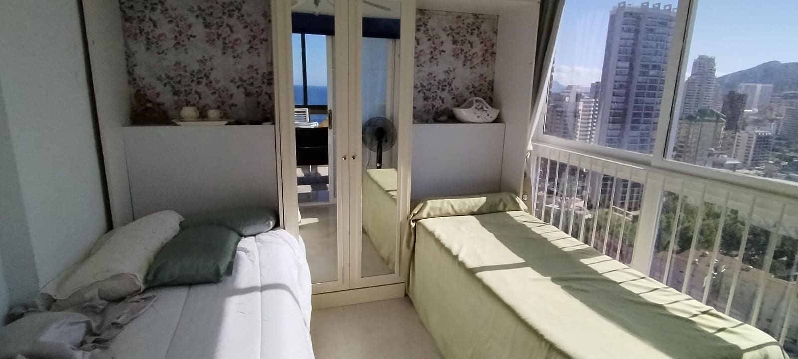 3 slaapkamer Appartement te koop in Benidorm met zwembad garage - € 685.000 (Ref: 9458182)