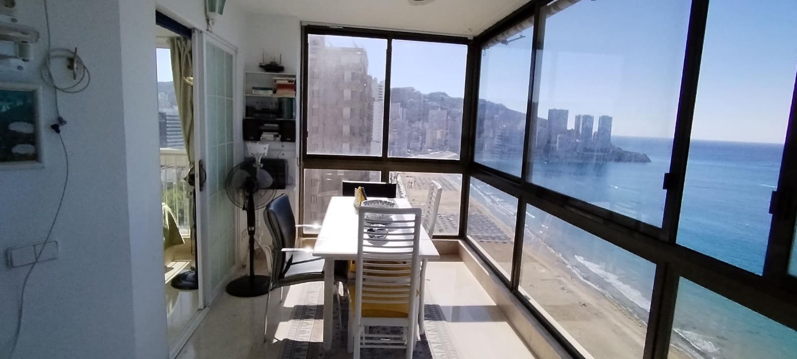 3 slaapkamer Appartement te koop in Benidorm met zwembad garage - € 685.000 (Ref: 9458182)