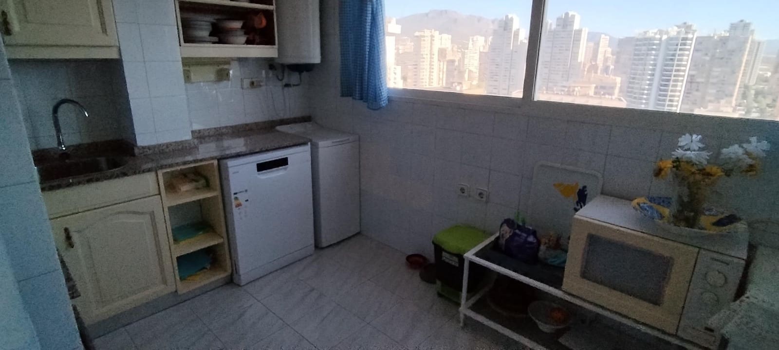 3 slaapkamer Appartement te koop in Benidorm met zwembad garage - € 685.000 (Ref: 9458182)