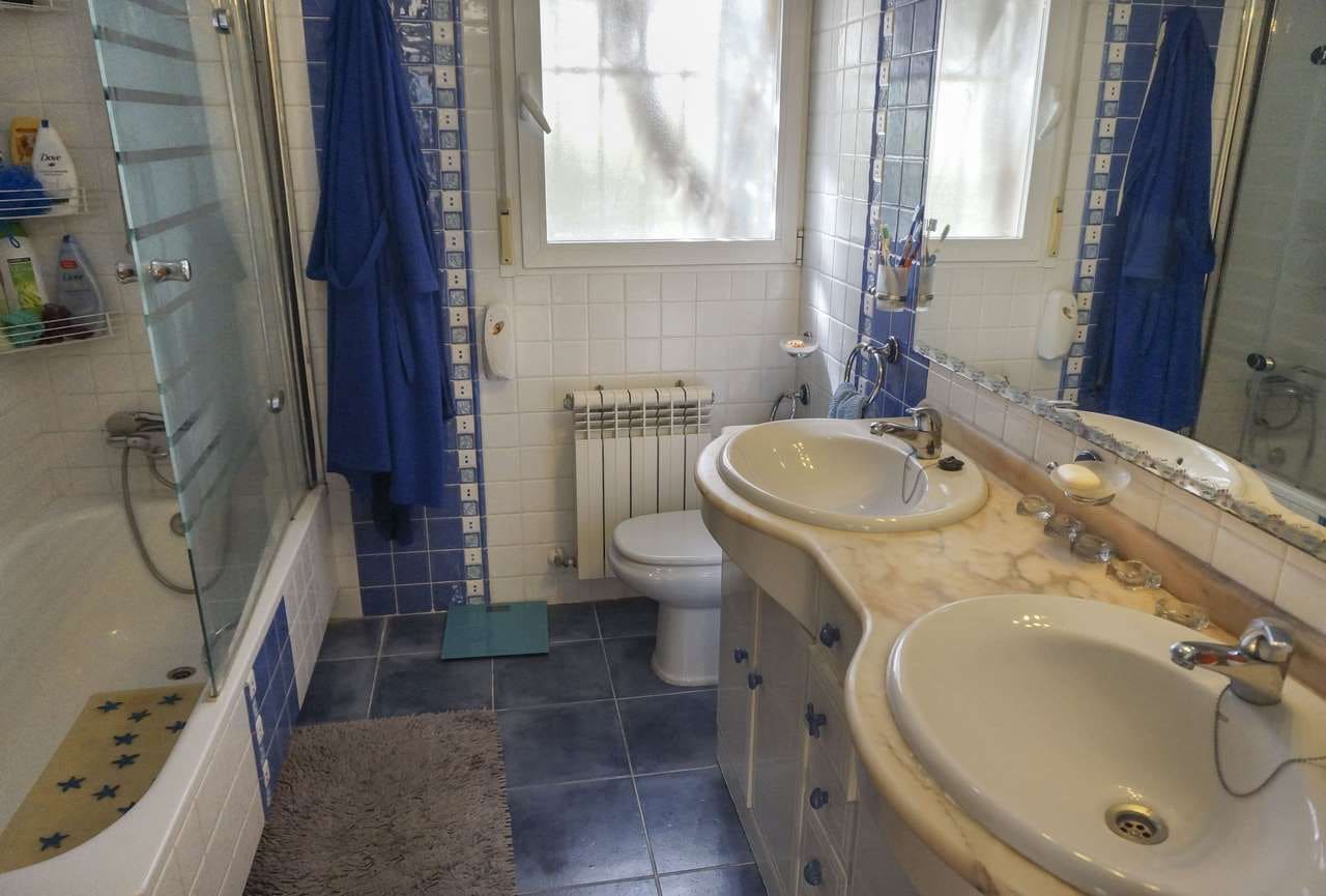 5 slaapkamer Villa te koop in Alfaz del Pi / L'Alfas del Pi met zwembad - € 790.000 (Ref: 9458198)