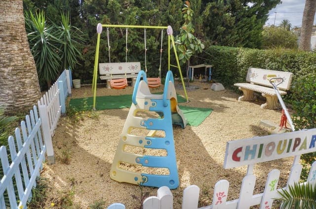 5 slaapkamer Villa te koop in Alfaz del Pi / L'Alfàs del Pi met zwembad - € 790.000 (Ref: 9458198)