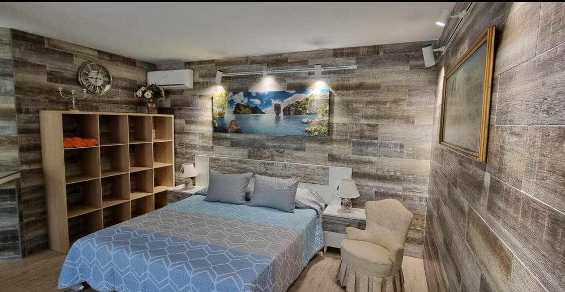 7 bedroom Villa for sale in Altea with pool garage - € 2,200,000 (Ref: 9458201)