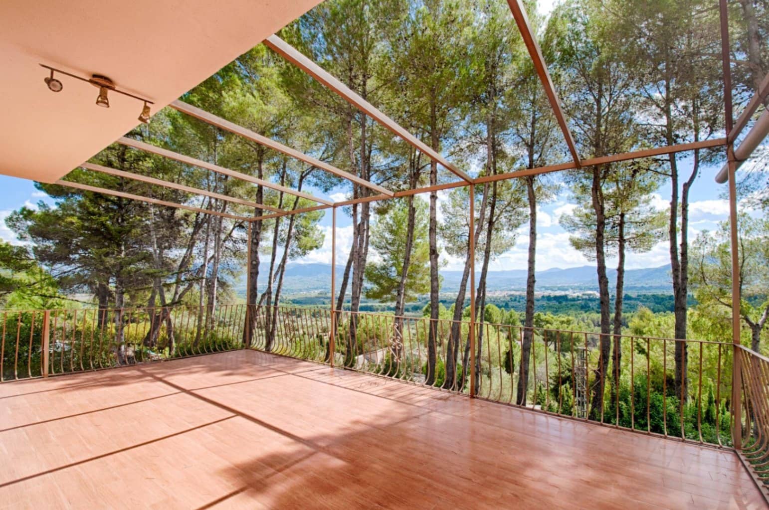 4 soveværelse Villa til salg i Muro de Alcoy med swimmingpool - € 590.000 (Ref: 9458203)