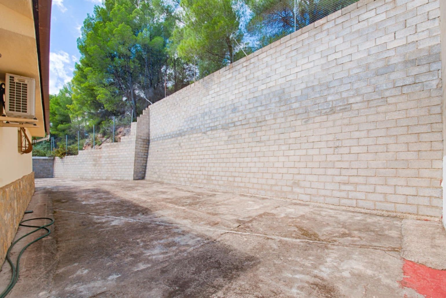 4 soveværelse Villa til salg i Muro de Alcoy med swimmingpool - € 590.000 (Ref: 9458203)