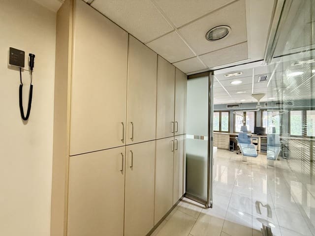 3 makuuhuone Toimisto myytävänä paikassa Levante, Benidorm - 180 000 € (Ref: 9458221)