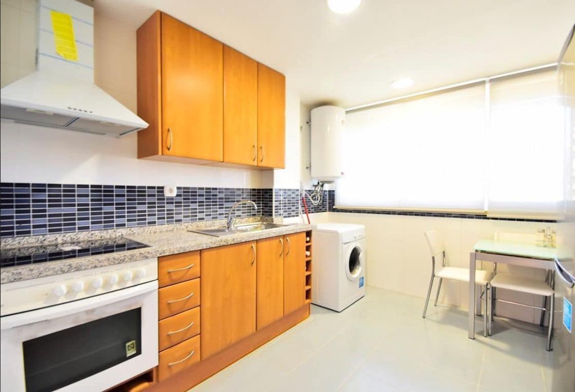 2 bedroom Apartment for sale in Benidorm with pool garage - € 325,000 (Ref: 9458222)