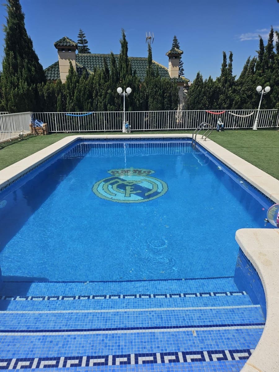 5 soverom Villa til salgs i Elche / Elx med svømmebasseng garasje - € 760 000 (Ref: 9458226)