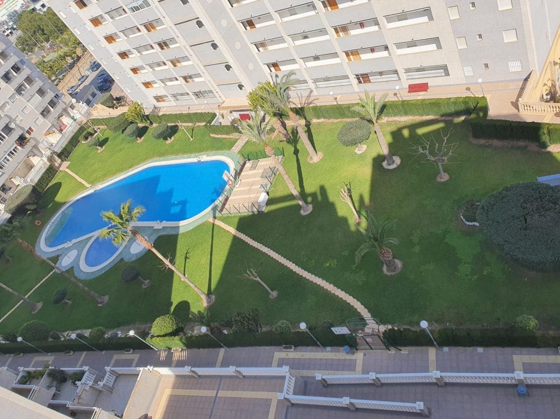 2 slaapkamer Appartement te koop in La Villajoyosa / Vila Joiosa met zwembad - € 190.000 (Ref: 9458230)