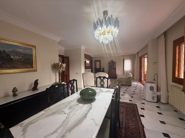 5 soverom Villa til salgs i Levante, Benidorm med svømmebasseng garasje - € 1 480 000 (Ref: 9458241)