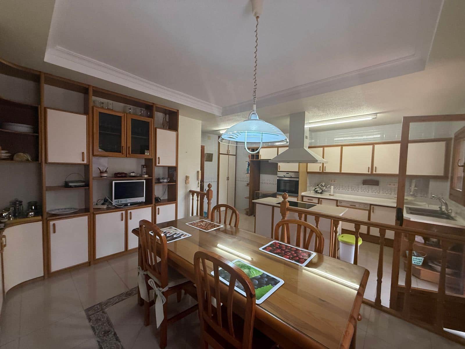 5 soverom Villa til salgs i Benidorm med svømmebasseng garasje - € 1 480 000 (Ref: 9458241)