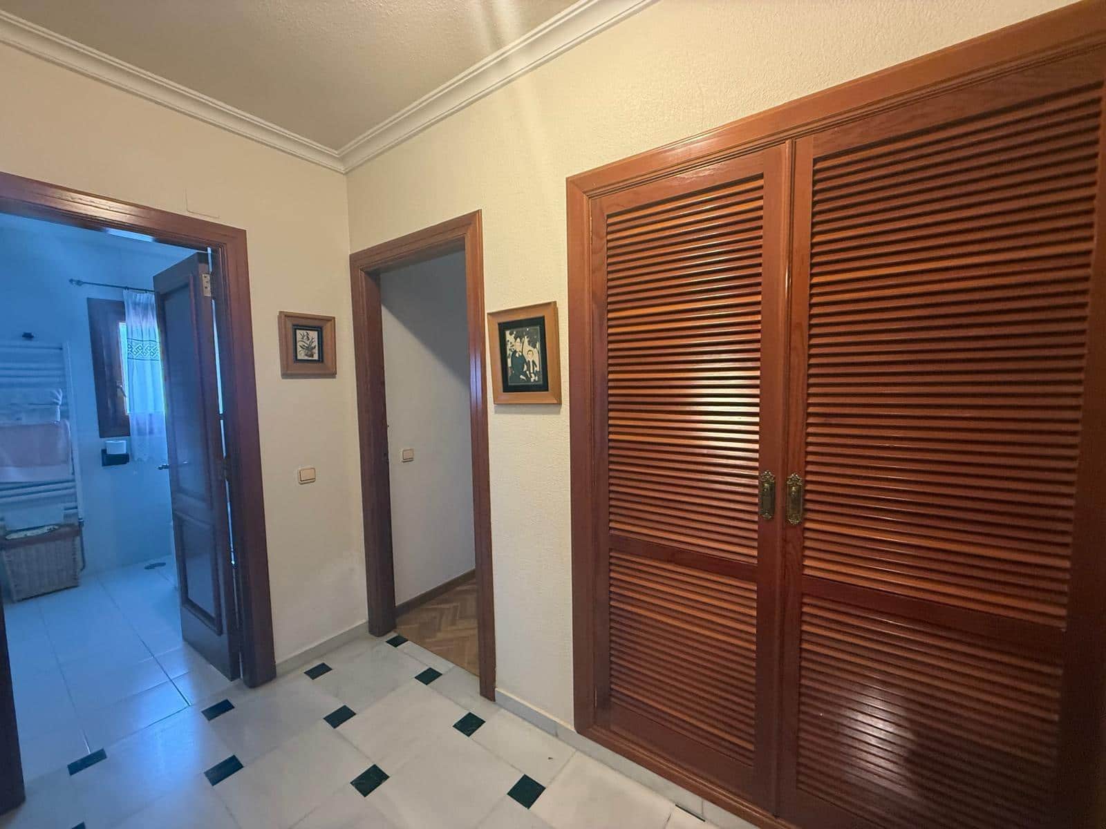 5 soverom Villa til salgs i Benidorm med svømmebasseng garasje - € 1 480 000 (Ref: 9458241)