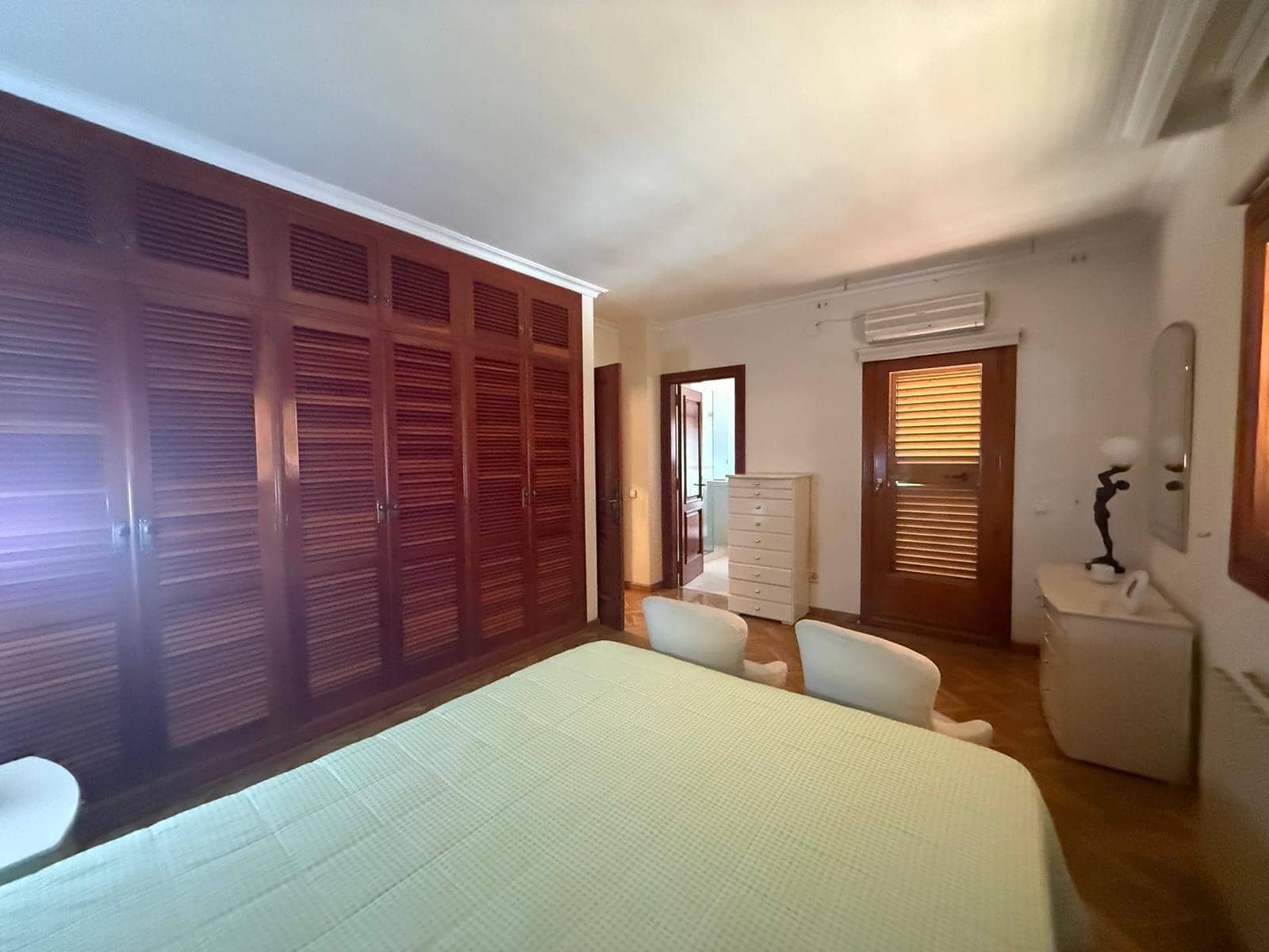 5 soverom Villa til salgs i Benidorm med svømmebasseng garasje - € 1 480 000 (Ref: 9458241)